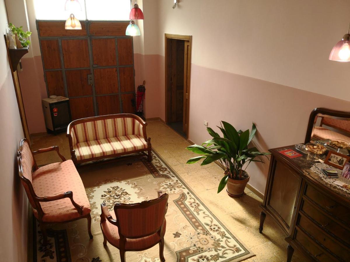 B&B Ex Magazzeno Barlotti Paestum Eksteriør bilde