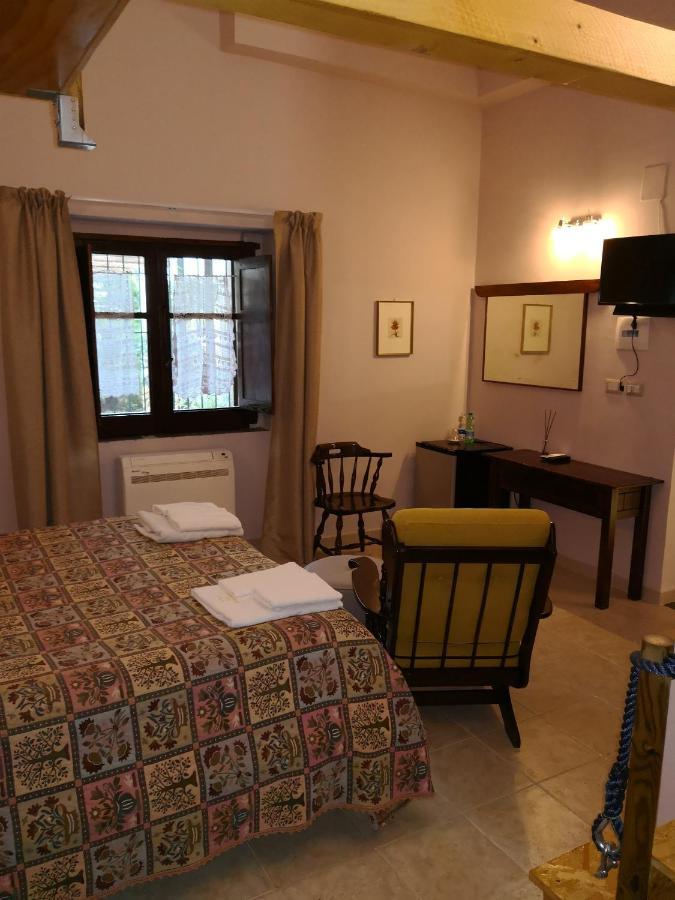 B&B Ex Magazzeno Barlotti Paestum Eksteriør bilde